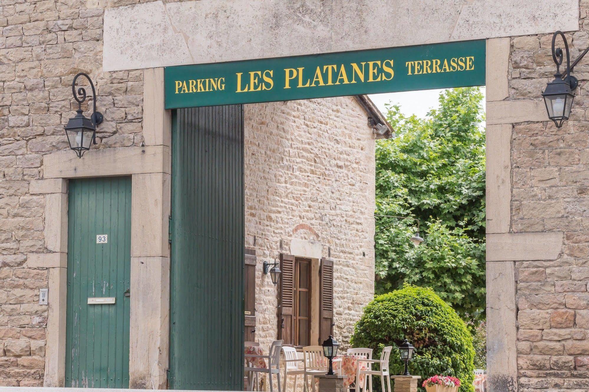 Logis Hotel Les Platanes Reyssouze Exteriör bild